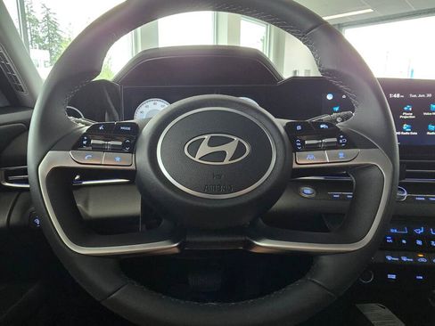 New 2026 Hyundai Elantra Limited FWD image 20