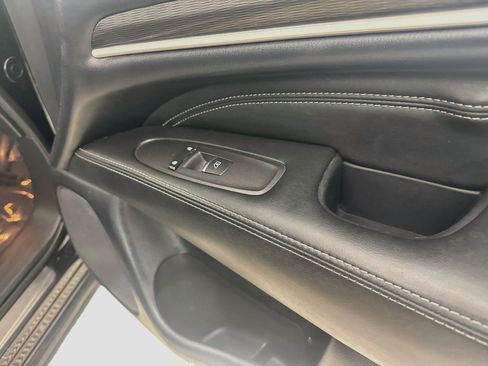 Used 2019 INFINITI QX60 Luxe w/ Essential Package FWD image 31