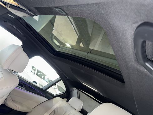 Used 2019 BMW 540i image 32