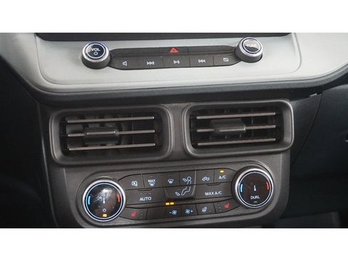 Certified 2024 Ford Maverick Lariat w/ FX4 Off-Road Package image 30