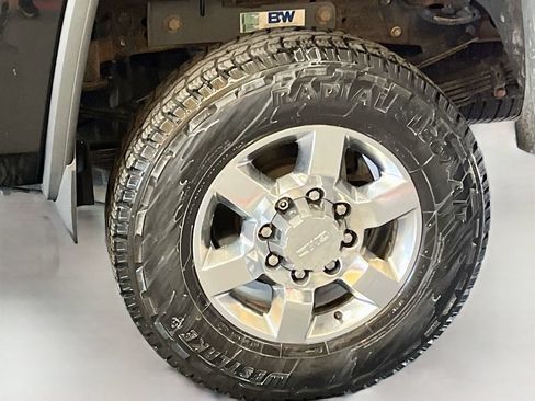 Used 2019 GMC Sierra 3500 SLT w/ Duramax Plus Package AWD/4WD image 31