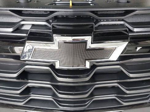 New 2026 Chevrolet Trax LT w/ Midnight Edition FWD image 31