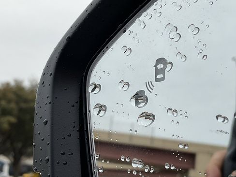 New 2026 Nissan Pathfinder Platinum image 11