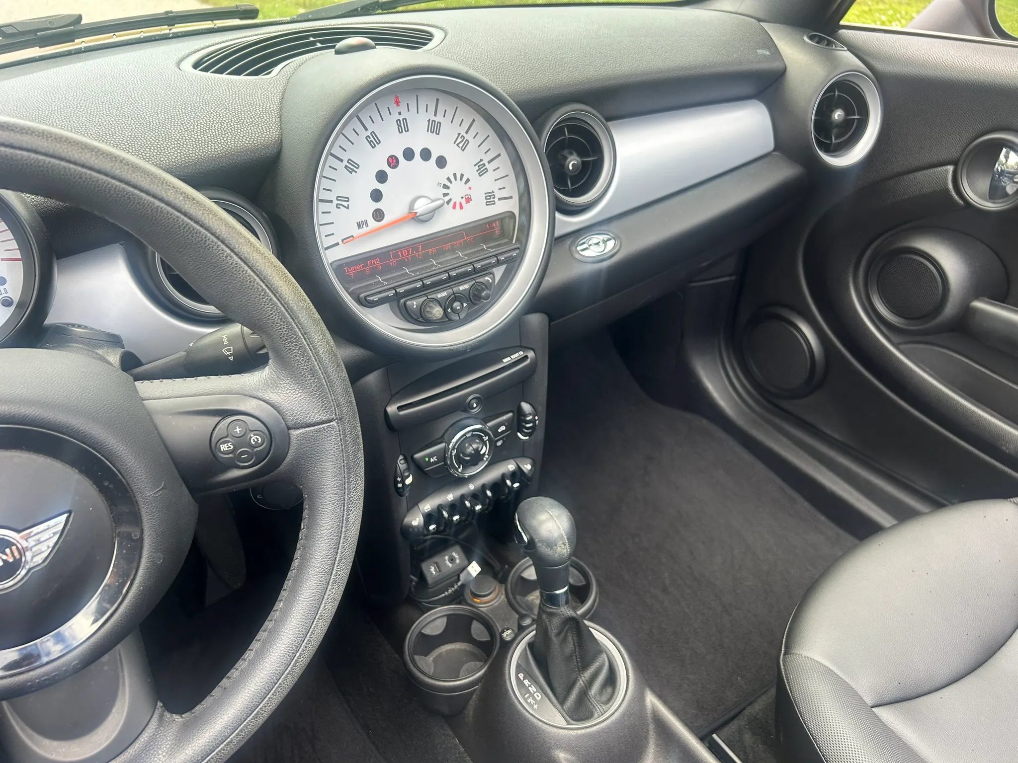 Used 2013 MINI Cooper Convertible FWD image 12
