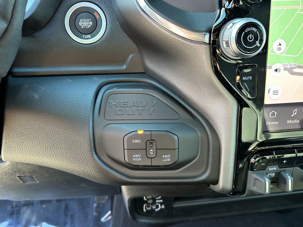 New 2026 RAM 3500 Laramie AWD/4WD image 20