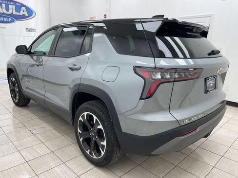 New 2026 Chevrolet Equinox LT w/ Convenience Package II AWD/4WD image 18