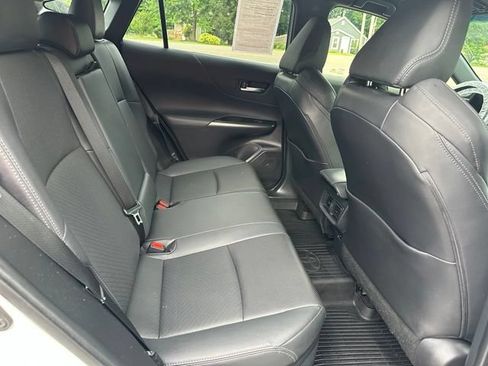 Used 2021 Toyota Venza XLE w/ Softex Package AWD/4WD image 18