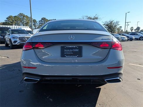 Used 2025 Mercedes-Benz E 350 4MATIC Sedan image 6