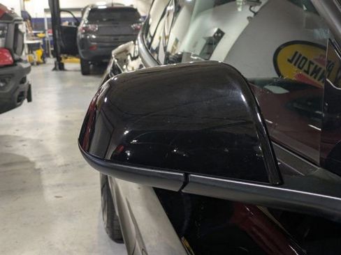 Used 2022 Tesla Model 3 Performance image 10