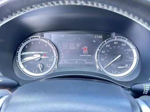 Used 2022 Toyota Highlander Limited FWD image 21