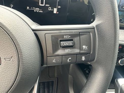 Used 2025 Nissan Kicks SV w/ Charging Package image 28