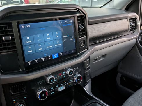 Used 2025 Ford F150 XLT w/ Equipment Group 301A Standard image 15