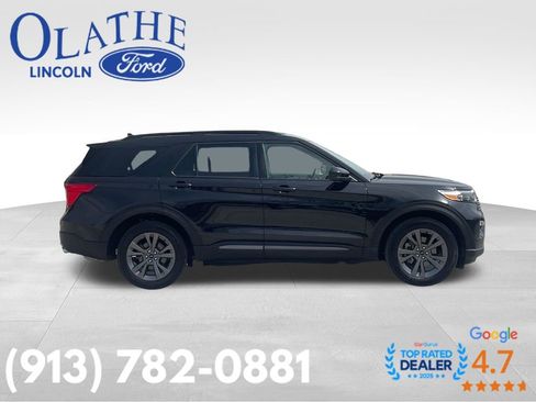 Used 2023 Ford Explorer XLT w/ Equipment Group 202A AWD/4WD image 6