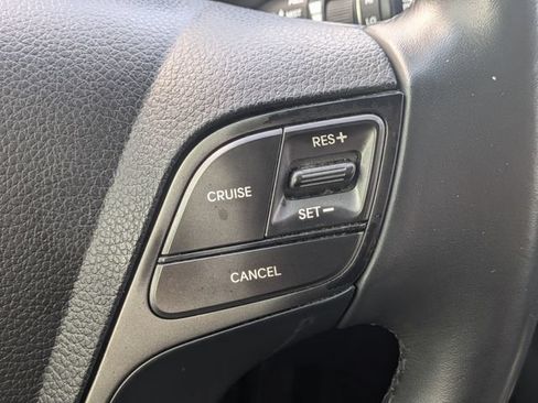 Used 2018 Hyundai Santa Fe Sport FWD image 27