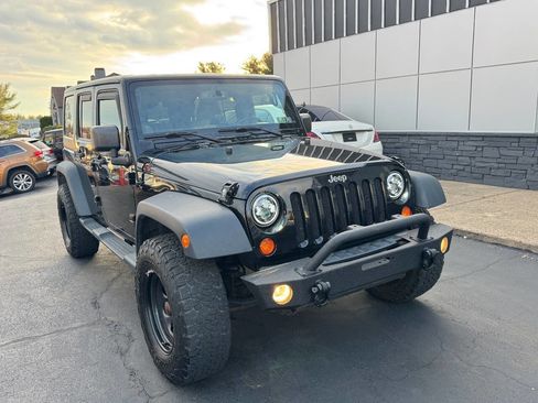 Used 2013 Jeep Wrangler Unlimited Sport image 10