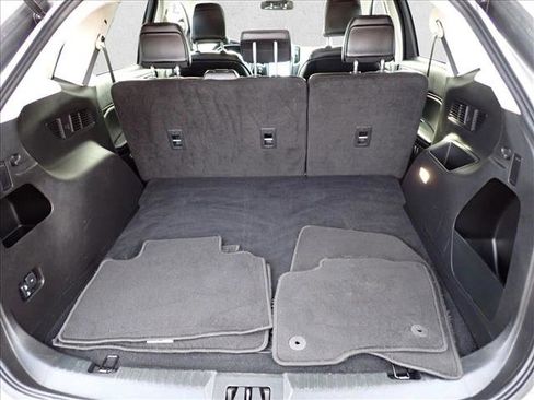 Used 2024 Ford Edge SEL image 8