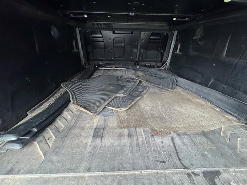 Used 2009 Chevrolet Avalanche LT image 22