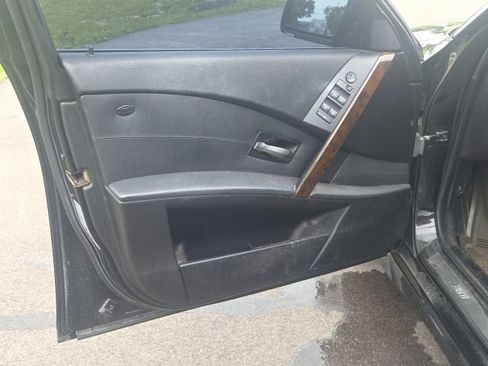 Used 2006 BMW 530xi Sedan AWD/4WD image 18