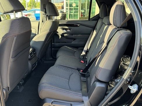 New 2025 Honda Pilot Sport image 9