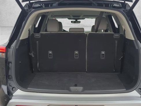 Used 2023 Nissan Pathfinder SL image 7