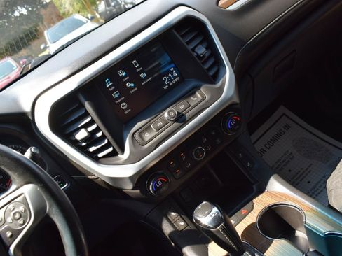 Used 2019 GMC Acadia SLE w/ Driver Alert Package I AWD/4WD image 19