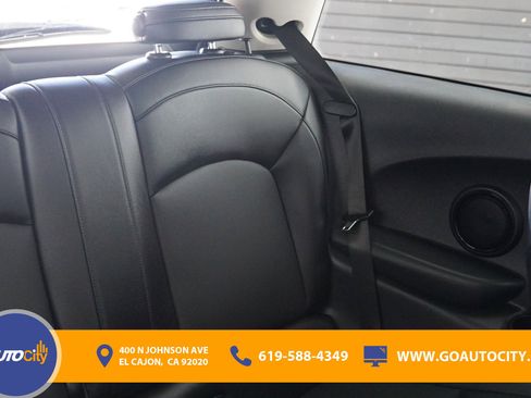 Used 2017 MINI Cooper S image 13