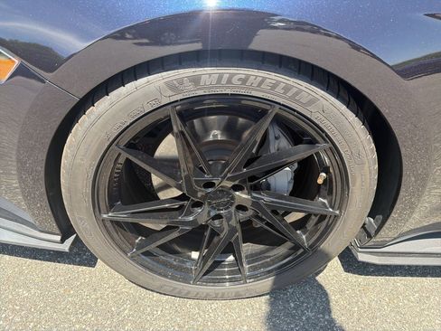 Used 2021 Ford Mustang GT w/ Equipment Group 301A RWD image 11