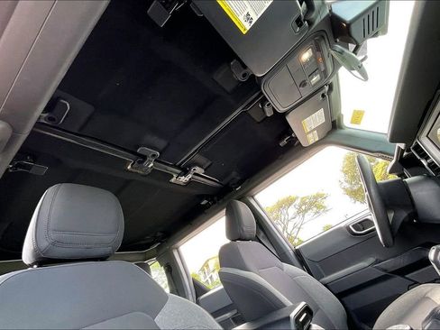 Used 2023 Ford Bronco 4-Door image 17