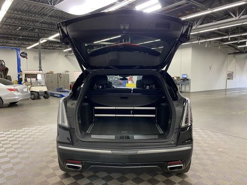 Used 2023 Cadillac XT5 Sportv image 9