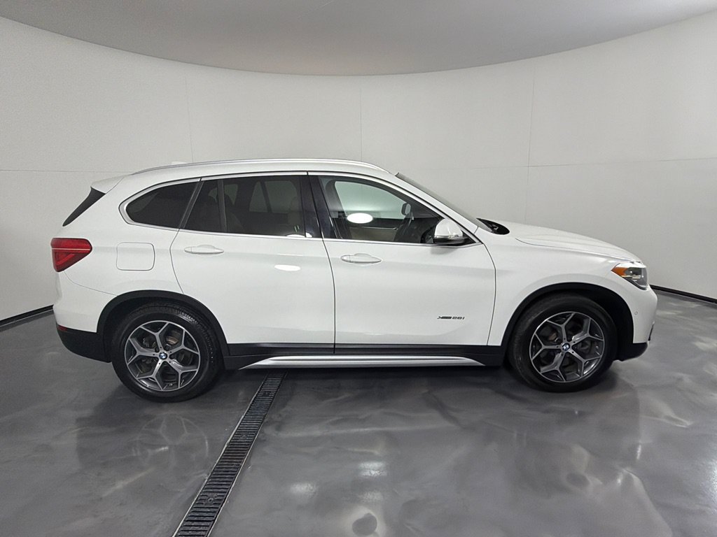 Used 2016 BMW X1 xDrive28i AWD/4WD image 4