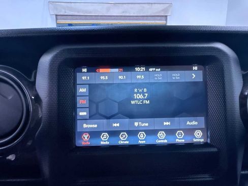 Used 2020 Jeep Wrangler Unlimited Sport image 25