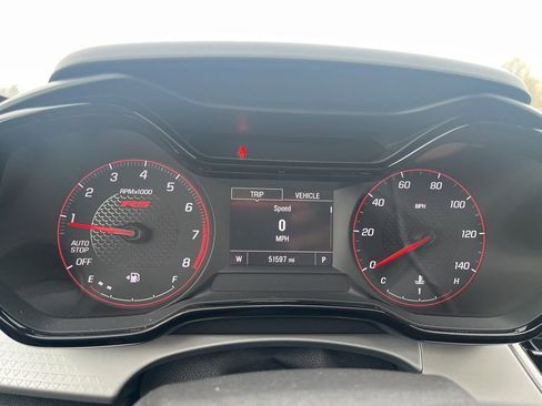 Used 2024 Chevrolet Trax RS w/ Sunroof Package image 7