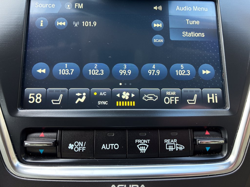 Used 2020 Acura MDX w/ Technology Package AWD/4WD image 27