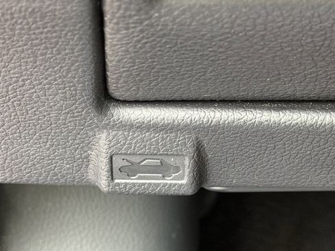 Used 2017 Subaru Outback 2.5i Limited image 27