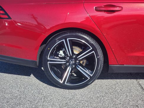 Certified 2023 Honda Accord Sport image 10