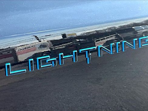 Used 2024 Ford F150 Lightning Flash image 31
