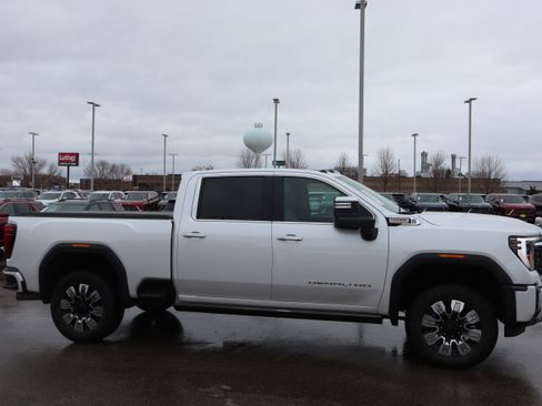 Certified 2024 GMC Sierra 2500 Denali w/ Denali Reserve Package image 8