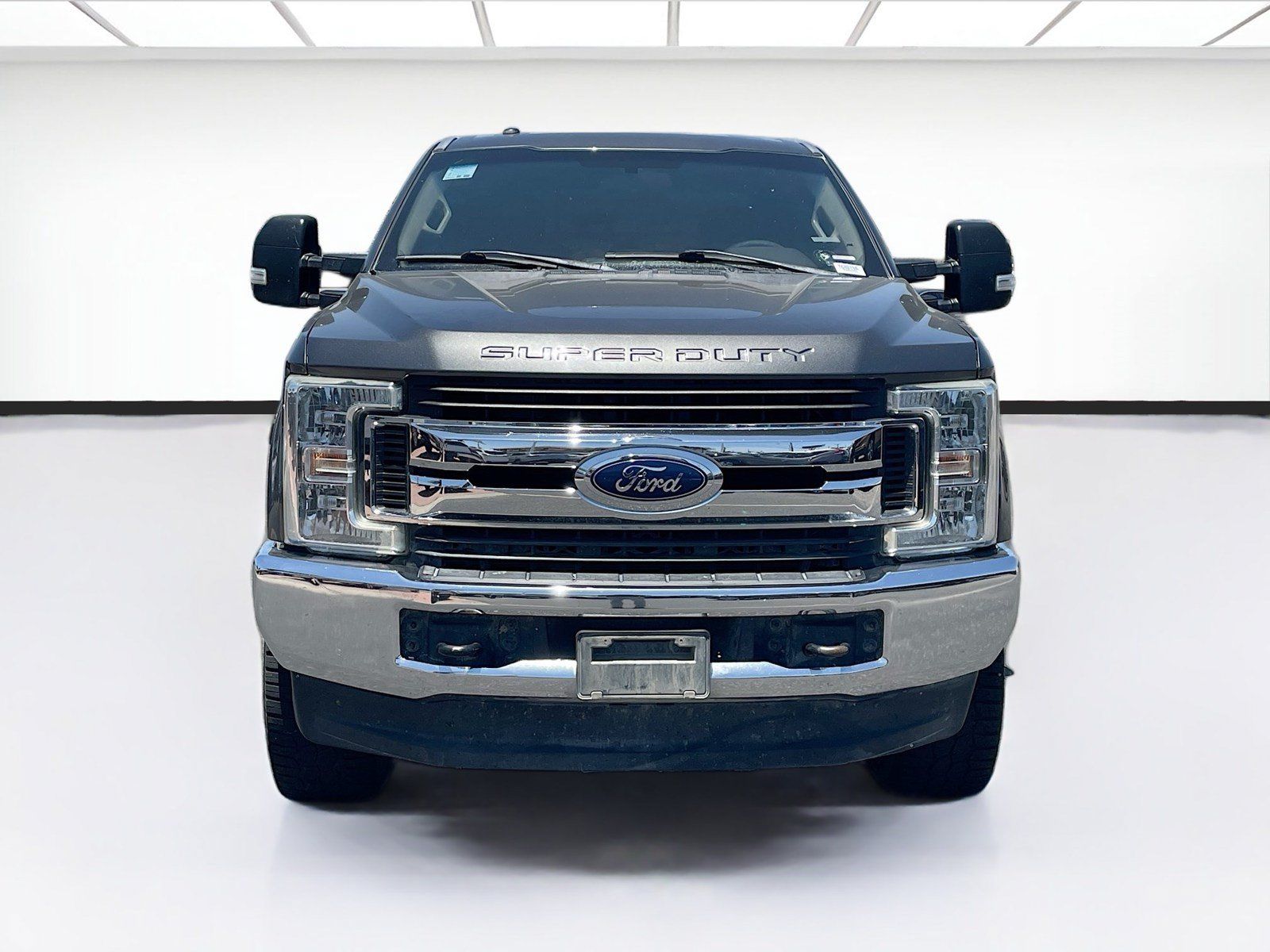 Used 2019 Ford F250 XLT AWD/4WD image 2