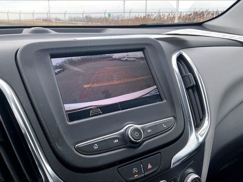 Used 2024 Chevrolet Equinox LS image 17