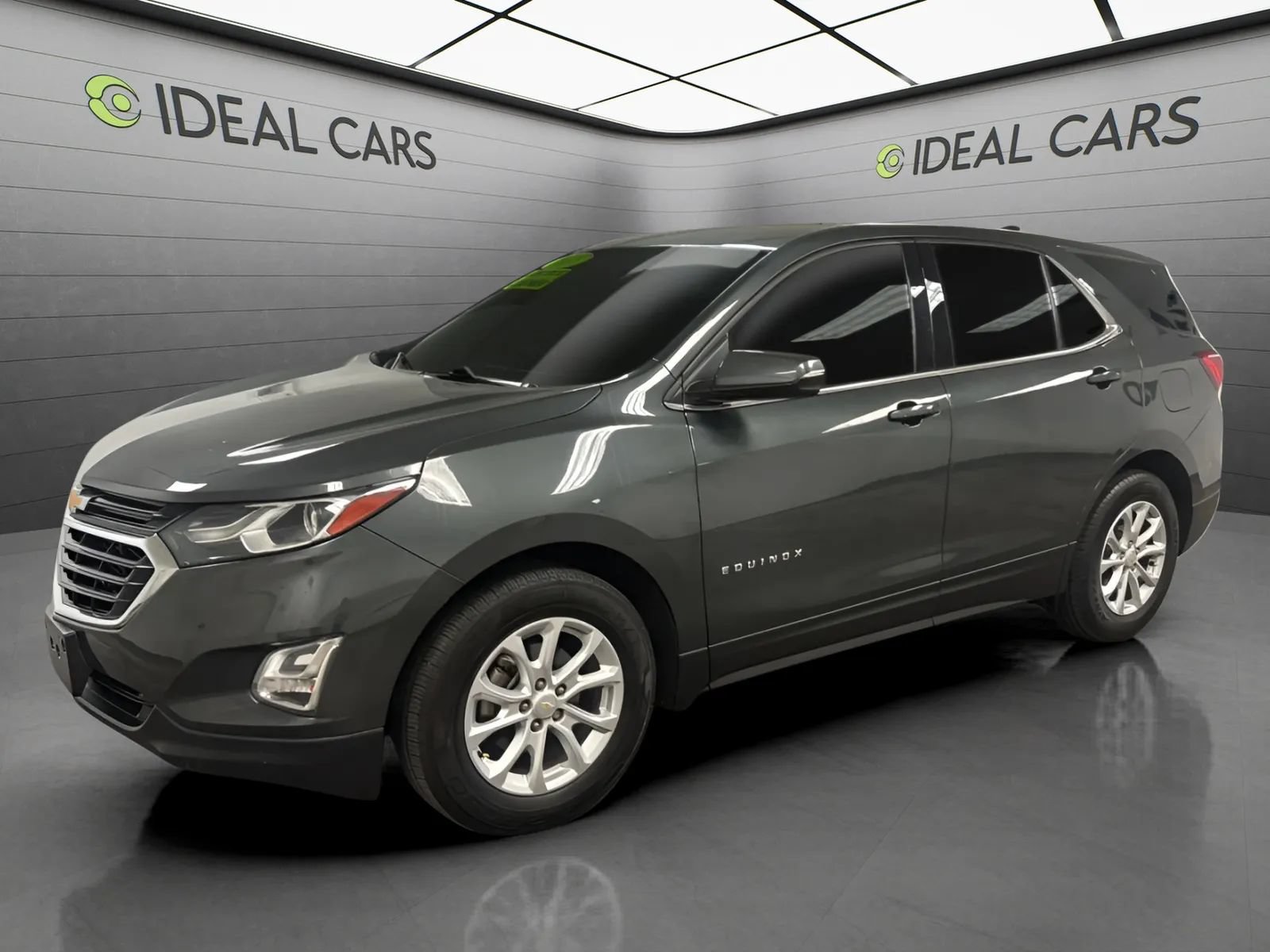 Used 2018 Chevrolet Equinox LT FWD image 1