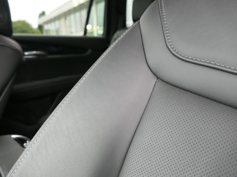 New 2025 Cadillac XT6 Premium Luxury image 14