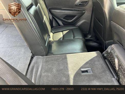 Used 2017 Chevrolet Trax Premier w/ Driver Confidence II Package image 17