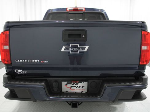 Used 2018 Chevrolet Colorado Z71 w/ Centennial Edition AWD/4WD image 7