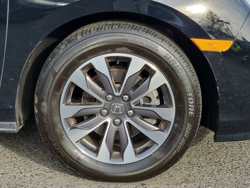 Certified 2024 Honda Odyssey EX-L image 8