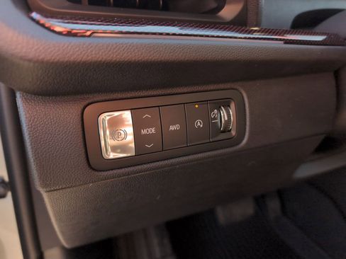 New 2026 Chevrolet Traverse RS image 16