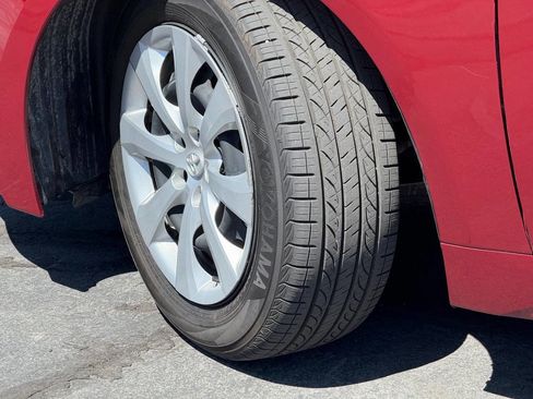 Used 2025 Toyota Corolla LE FWD image 14