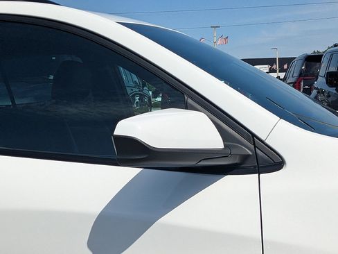 Used 2024 Chevrolet Equinox RS FWD image 82