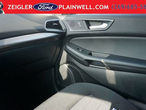 Used 2024 Ford Edge SE AWD/4WD image 30