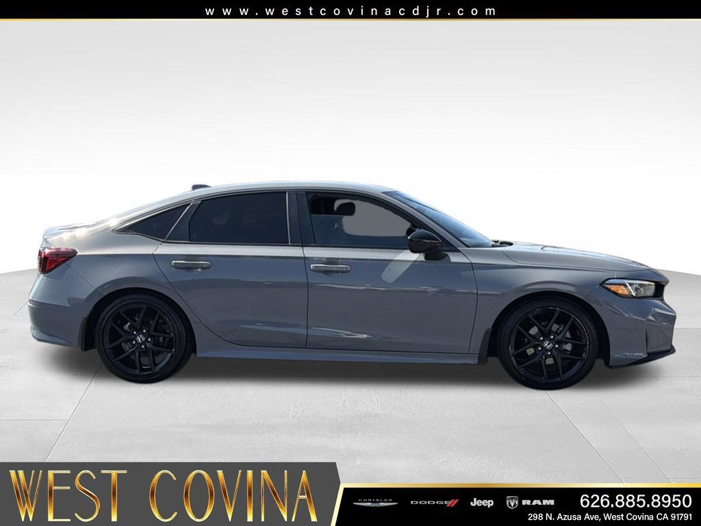 Used 2025 Honda Civic Sport image 12