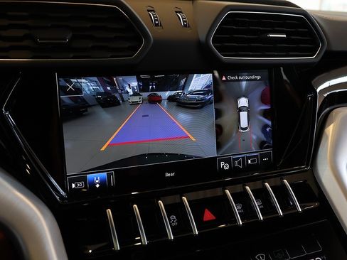 Used 2023 Lamborghini Urus S image 53